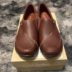 Slip On Loafers  |  Clarks  |  NIB